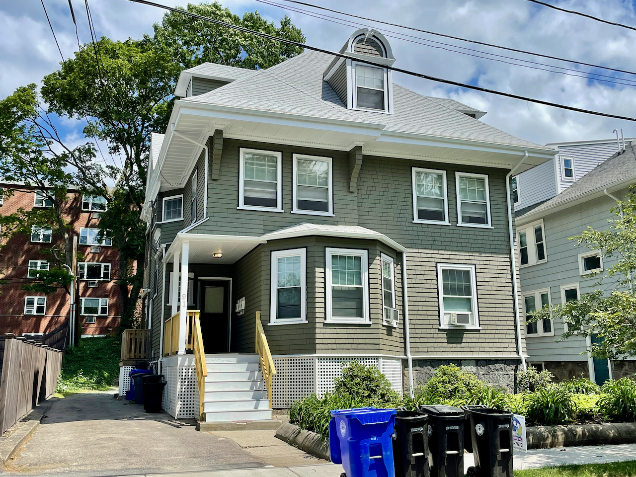 1 bed, 1 bath apartment for rent at 91 Stedman St Unit 3, Coolidge Corner