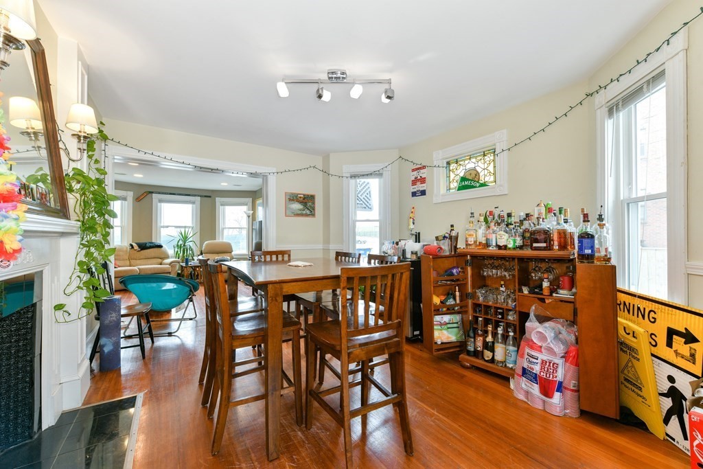 6 Windom St, Allston