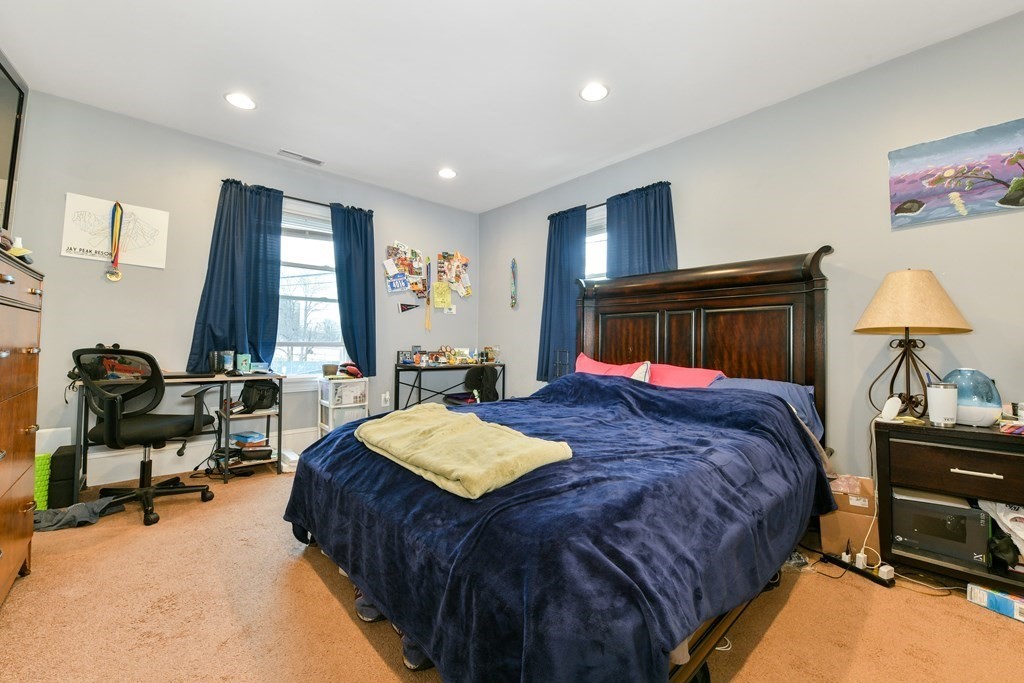 6 Windom St, Allston