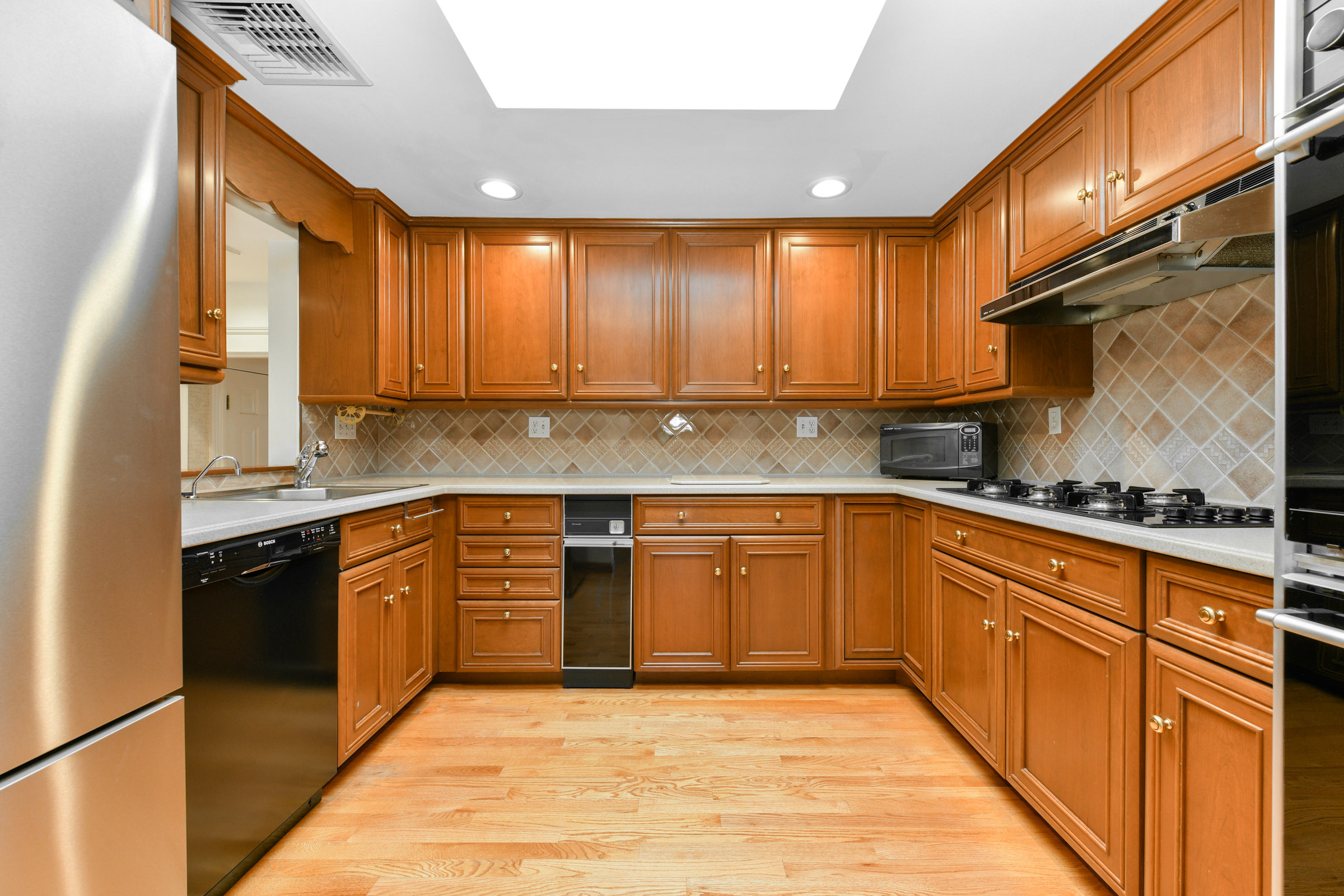 218 Commonwealth Ave, Back Bay