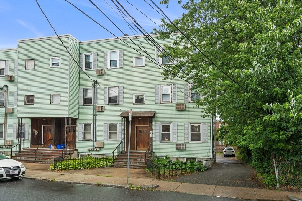 46 Riverdale St, Allston