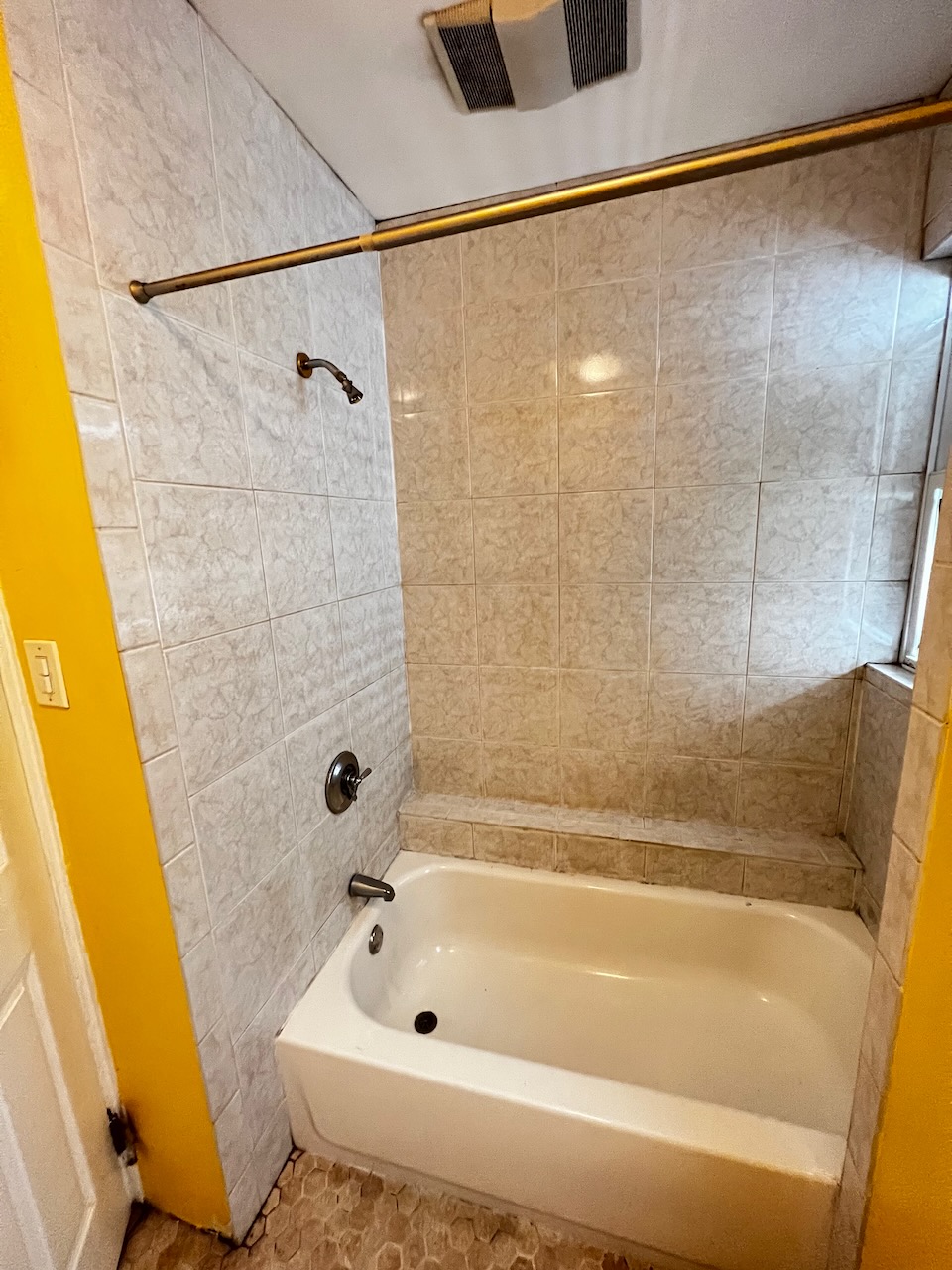 10 Rossmore Rd, Jamaica Plain