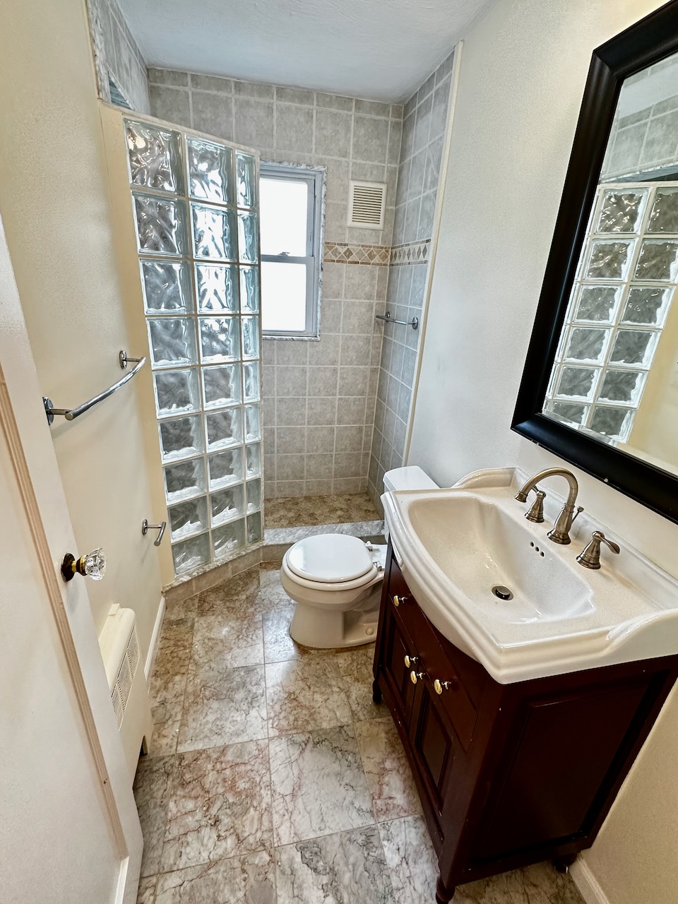 27 Heath St, Chestnut Hill