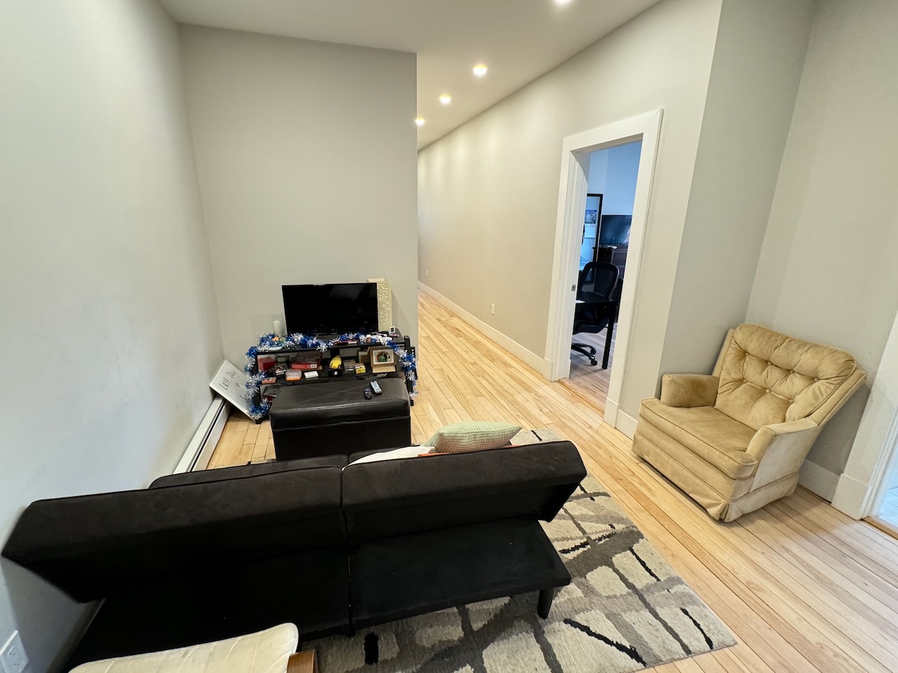 1284 Commonwealth Ave, Allston