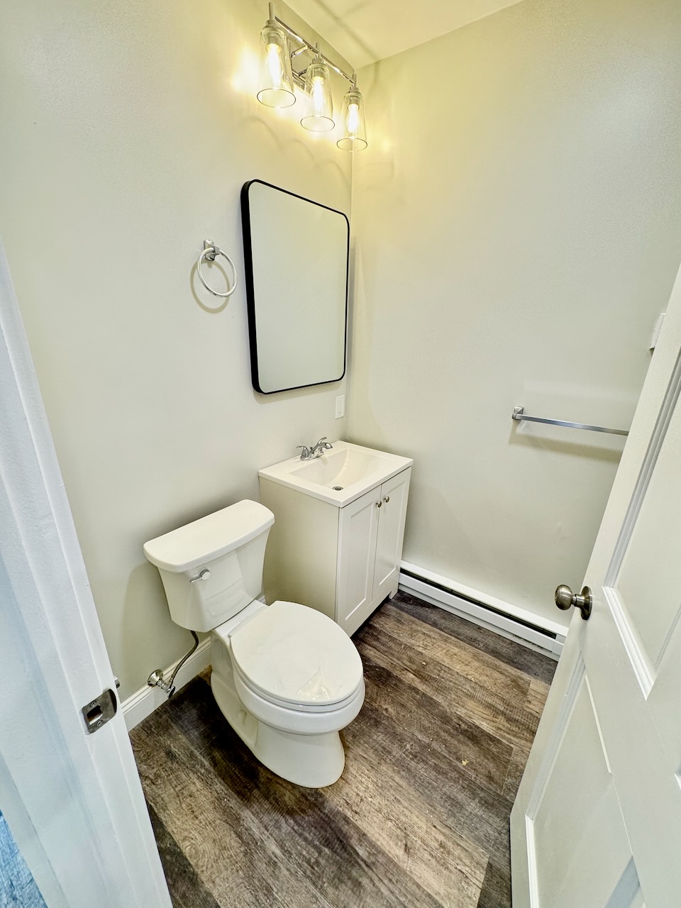 15 Linden St, Allston