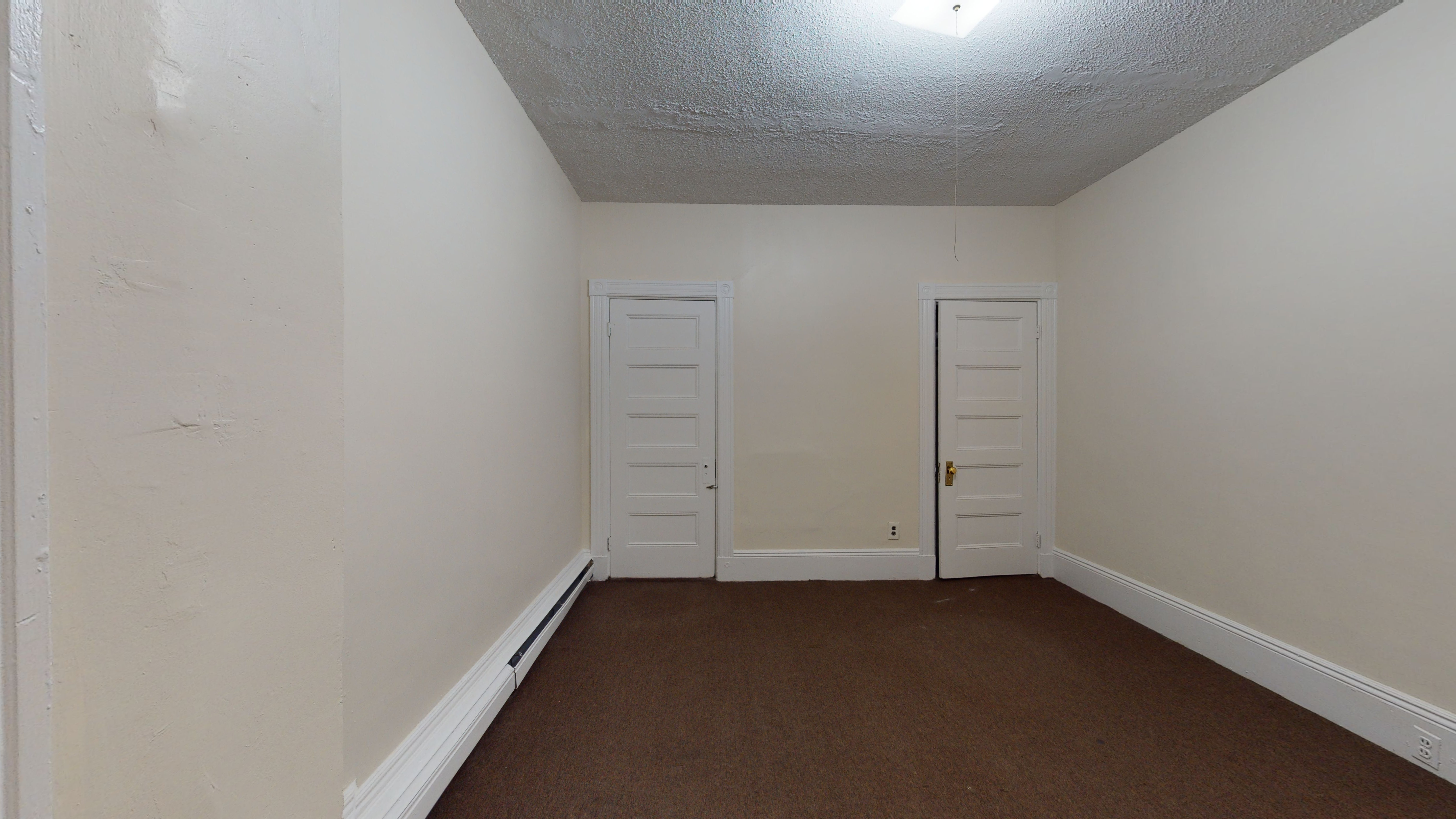 Photos of apartment on Linden St.,Boston MA 02134