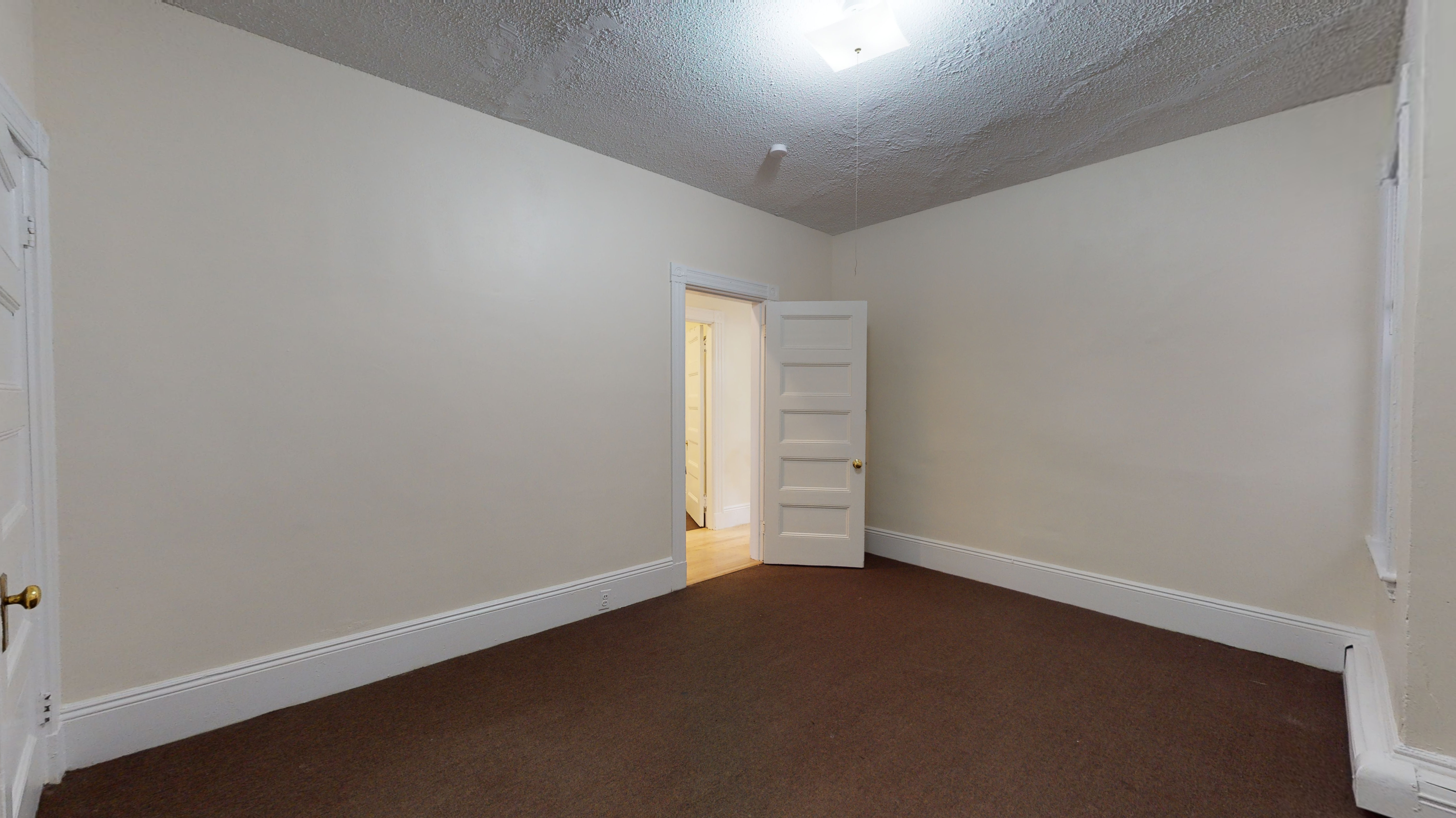 Photos of apartment on Linden St.,Boston MA 02134