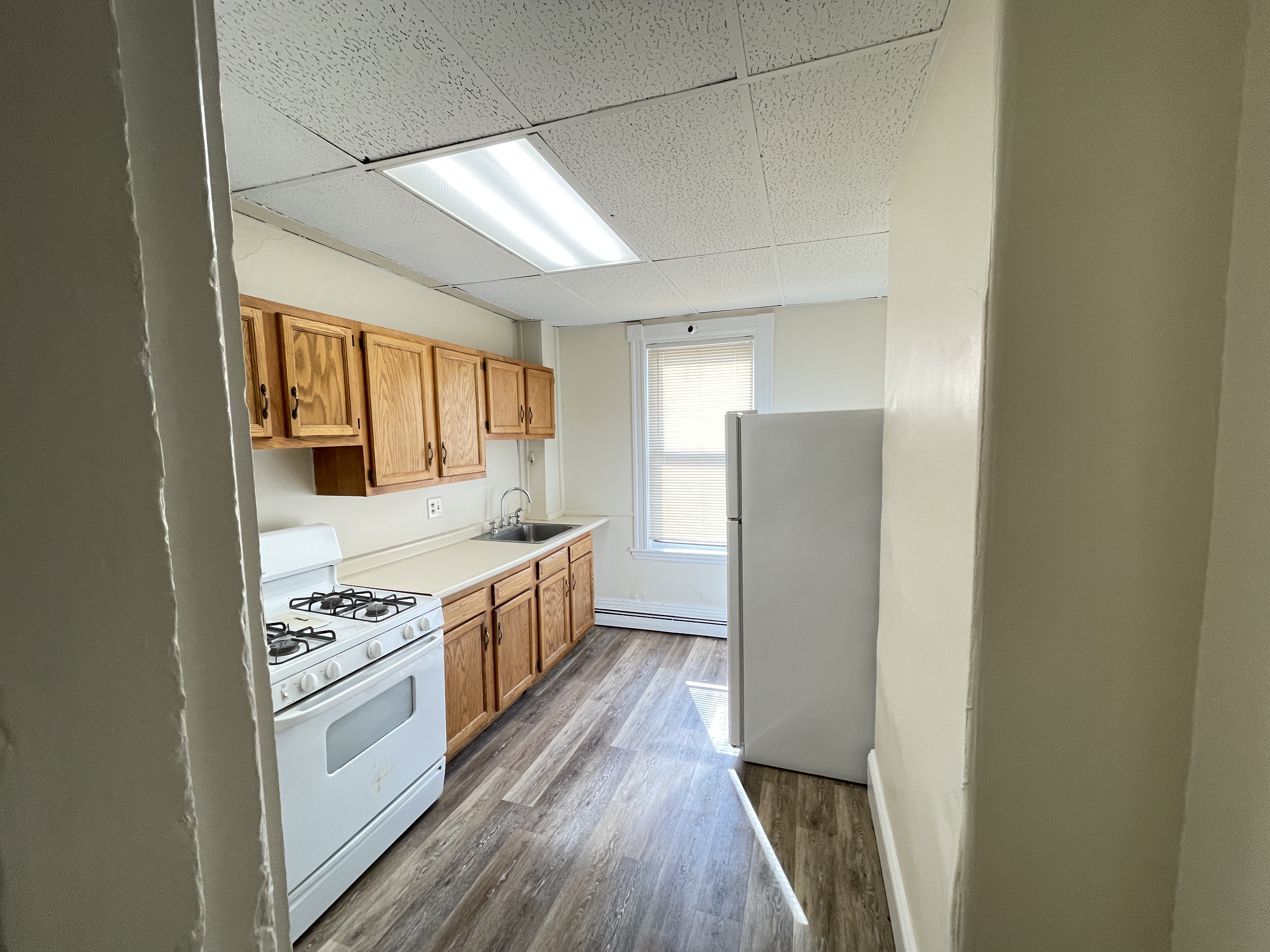 Photos of apartment on Linden St.,Boston MA 02134