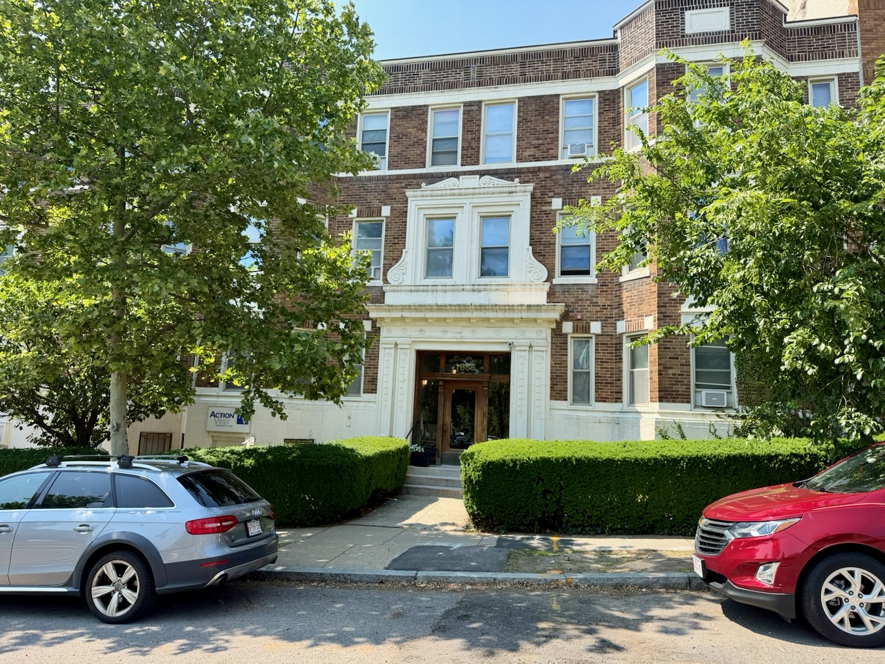 Photos of apartment on Commonwealth Ave.,Boston MA 02135