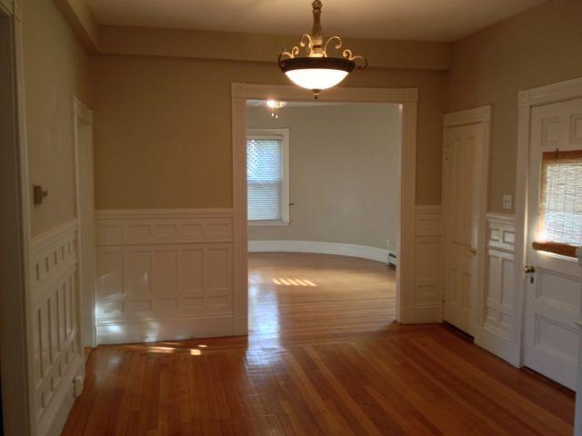 2 bed, 1 bath apartment for rent at 139 Winthrop Rd Unit 1, Washington Square — photo 4 of 14