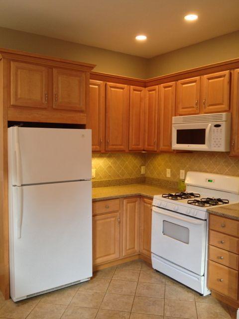 2 bed, 1 bath apartment for rent at 139 Winthrop Rd Unit 1, Washington Square — photo 8 of 14