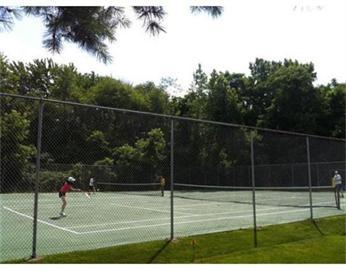 20 Bryon Rd, Roxbury