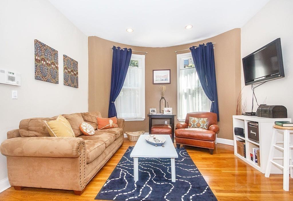 2 bed, 1 bath apartment for rent at 103 East Brookline St Unit 3, South End — photo 3 of 11