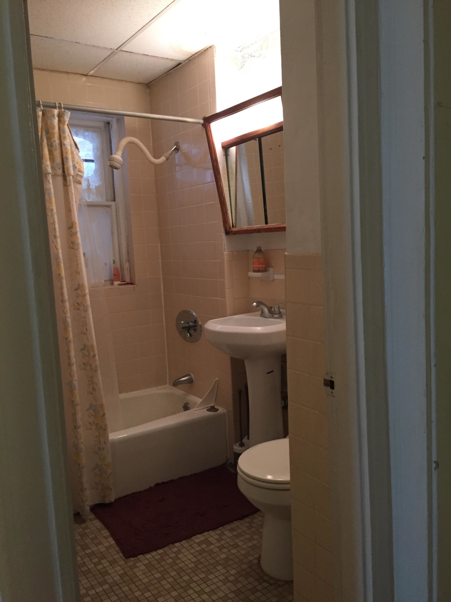 3 bed, 1 bath apartment for rent at 1307 Commonwealth Ave Unit 2, Allston — photo 15 of 21