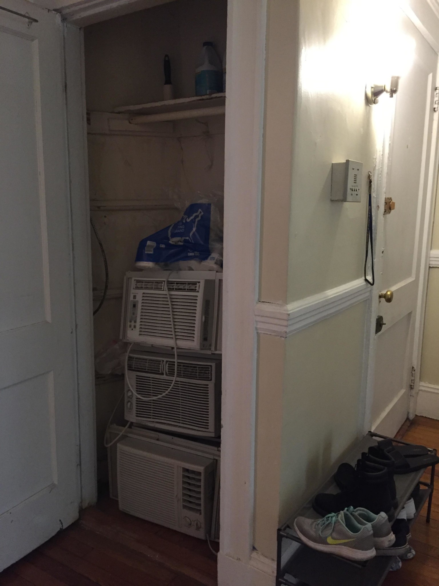 3 bed, 1 bath apartment for rent at 1307 Commonwealth Ave Unit 2, Allston — photo 21 of 21