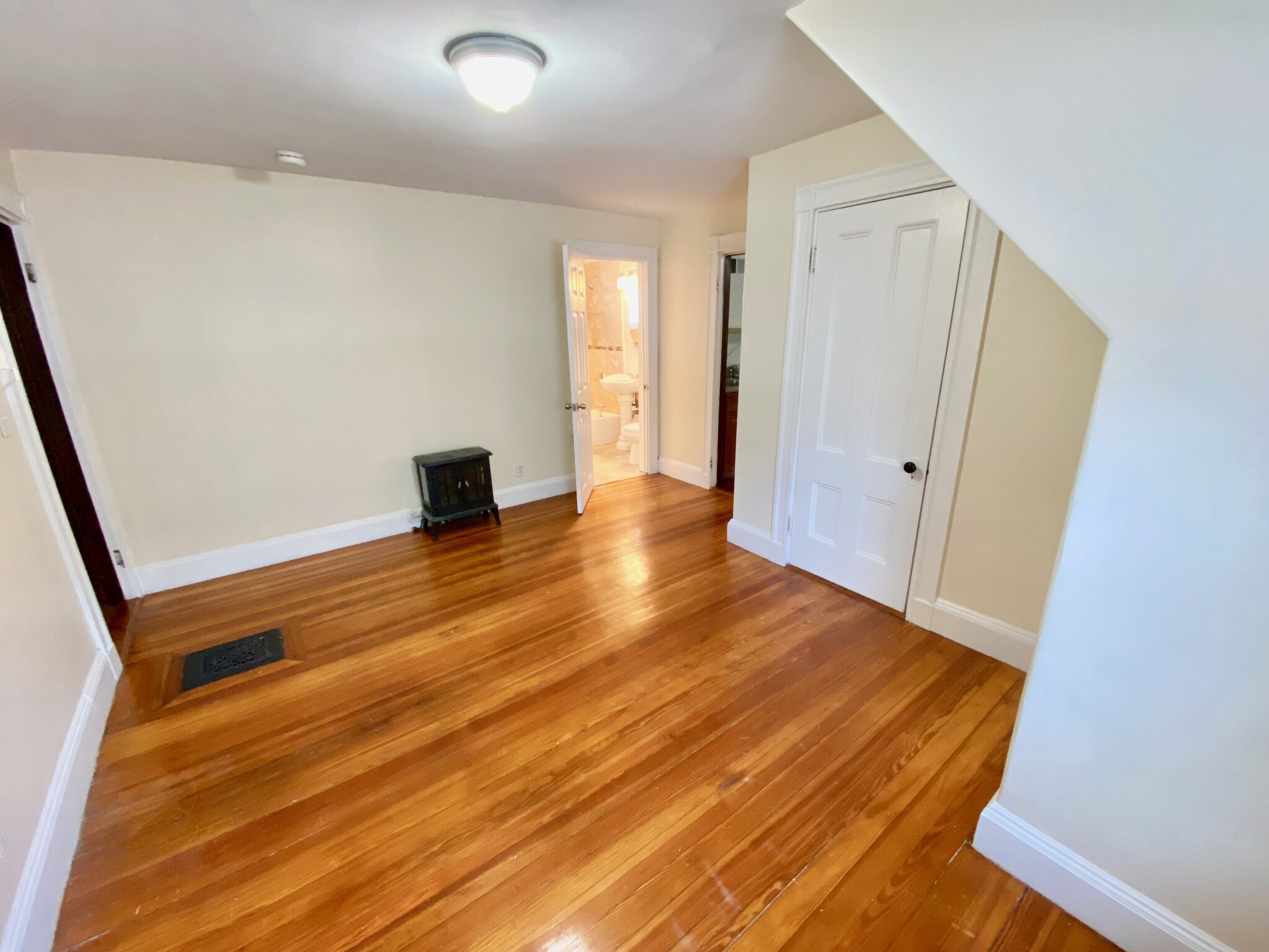 65 Walk Hill St, Jamaica Plain