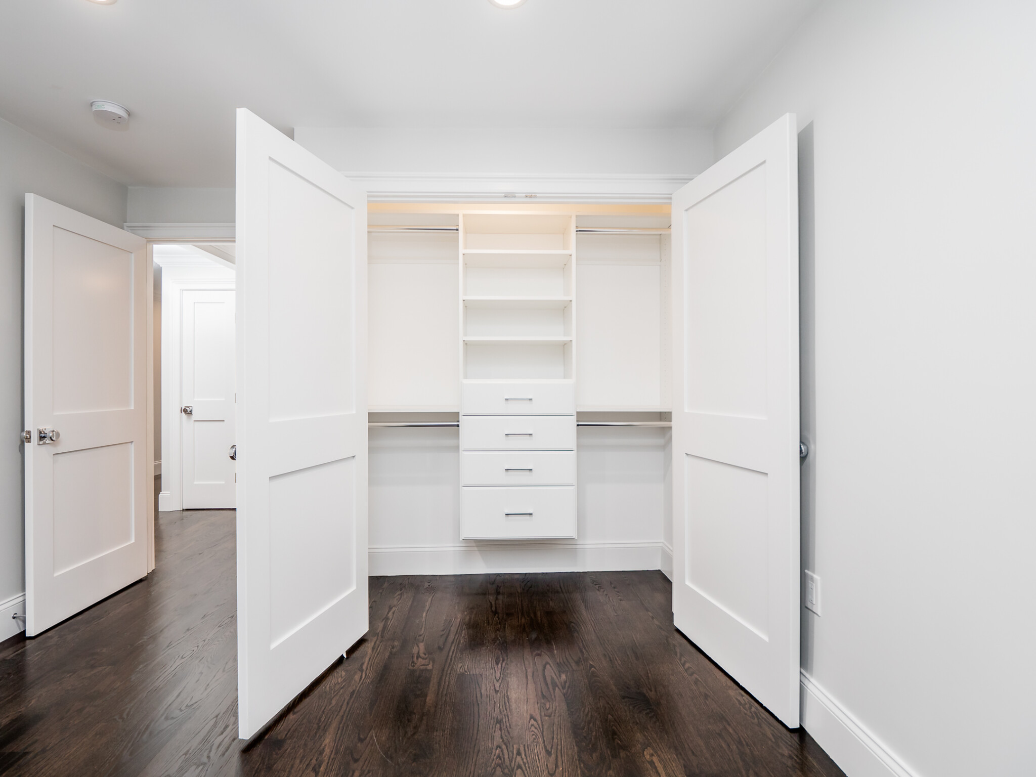3 bed, 2 bath apartment for rent at 31 Heath St Unit 1, Brookline — photo 14 of 25