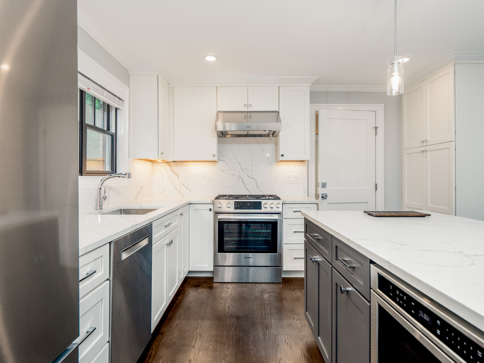 3 bed, 2 bath apartment for rent at 31 Heath St Unit 1, Brookline — photo 5 of 25