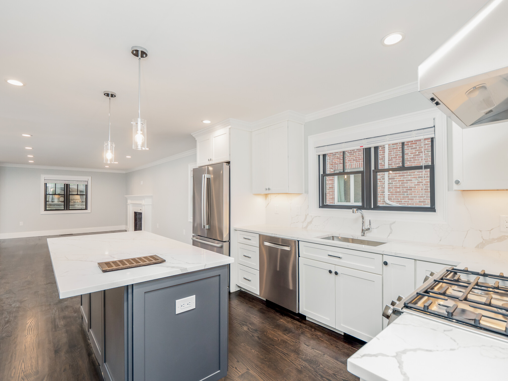 3 bed, 2 bath apartment for rent at 31 Heath St Unit 1, Brookline — photo 4 of 25