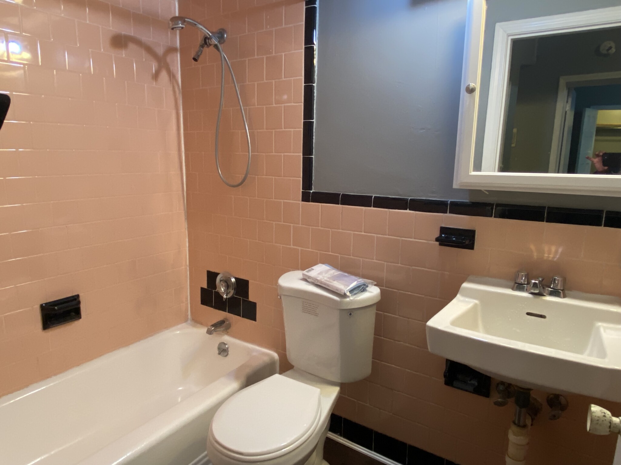 1 bed, 1 bath apartment for rent at 465 Park Dr Unit A, Fenway — photo 7 of 14