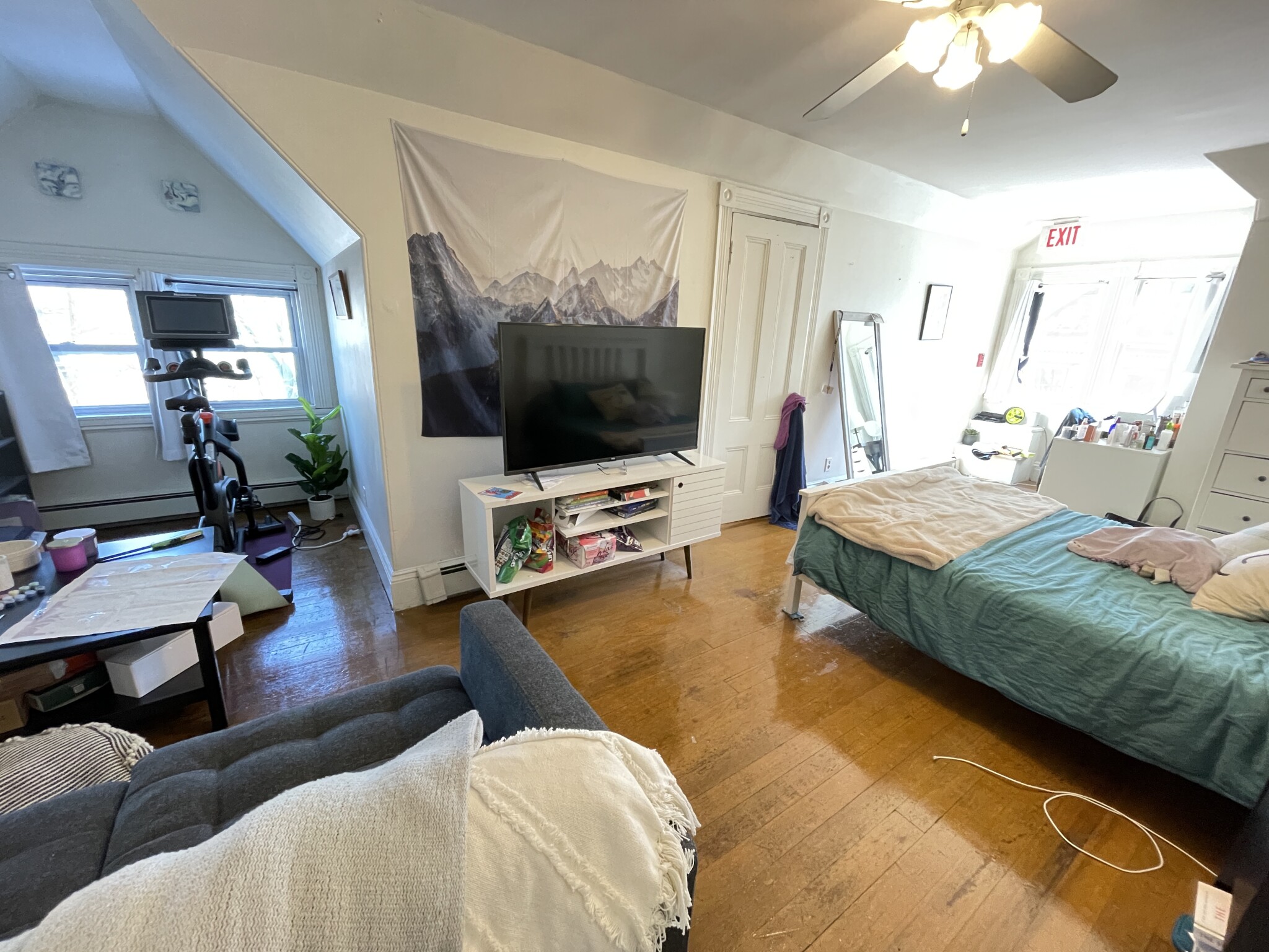 2 bed, 1 bath apartment for rent at 139 Winthrop Rd Unit 3, Washington Square — photo 13 of 16