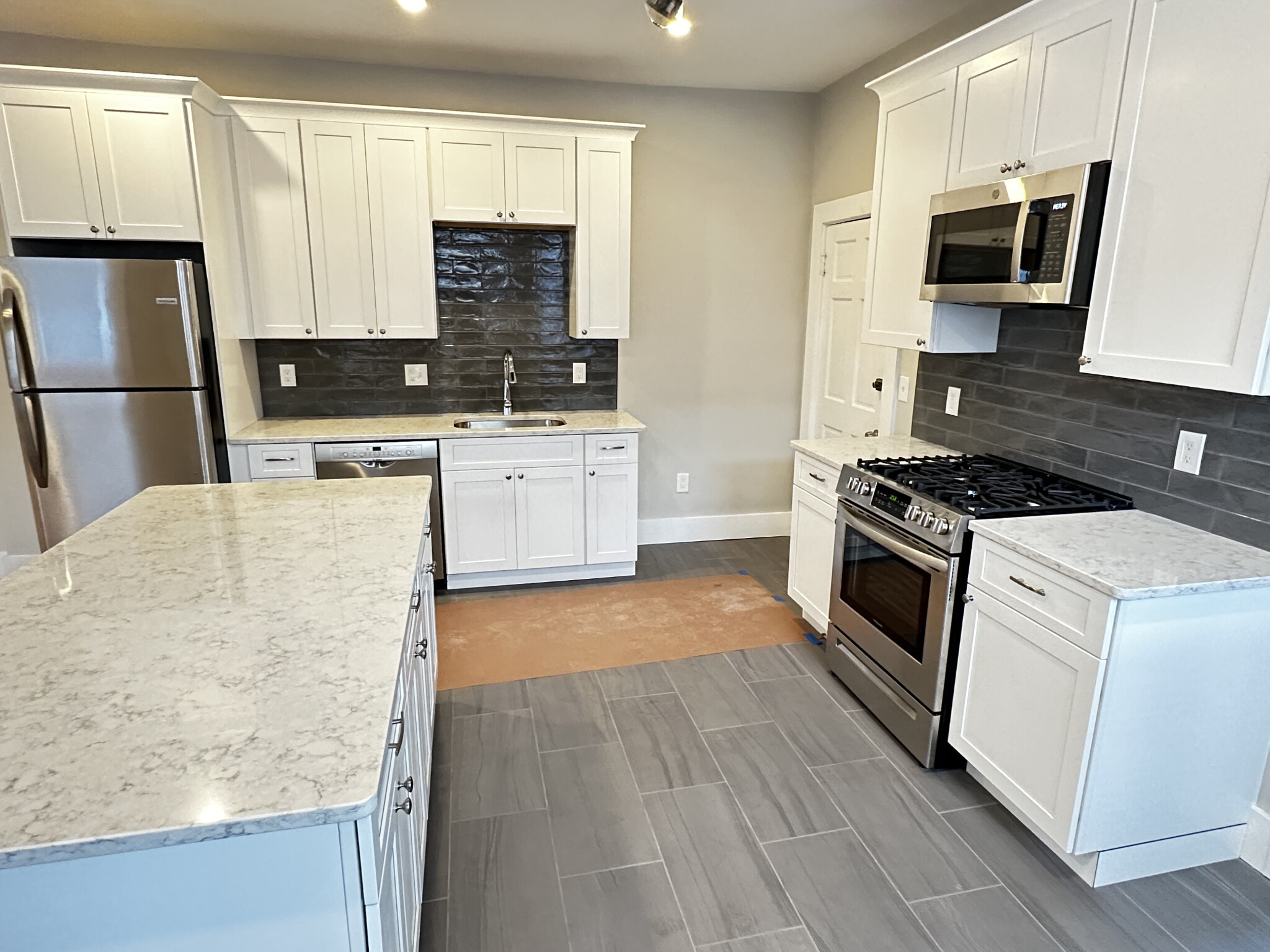 1284 Commonwealth Ave, Allston