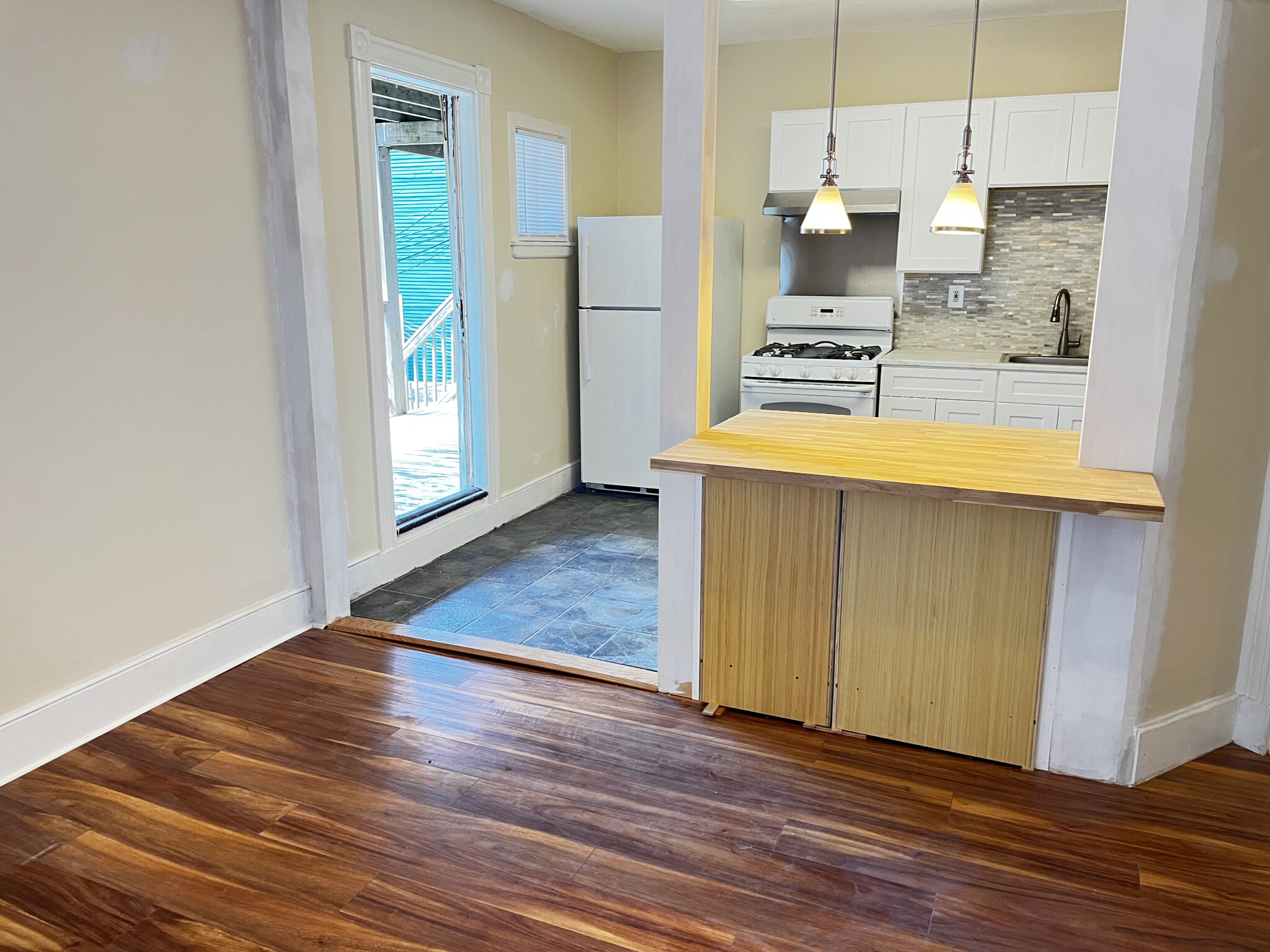 308 Centre St, Jamaica Plain