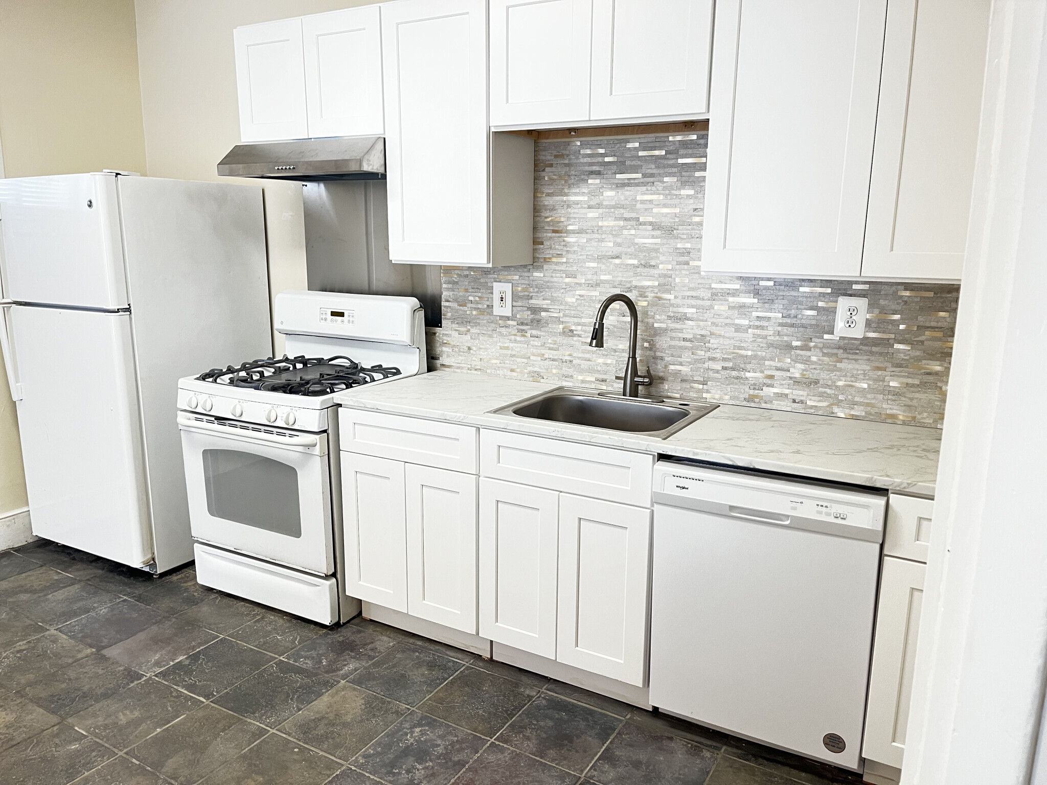 308 Centre St, Jamaica Plain