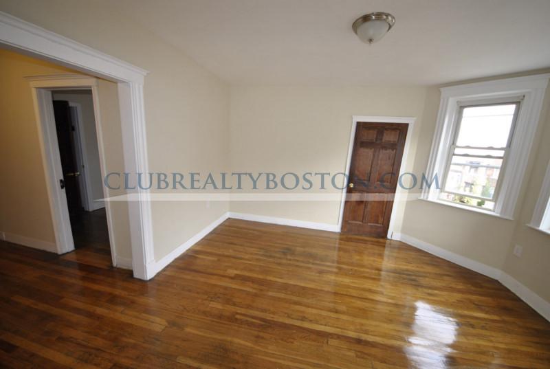 244 Kelton St, Allston