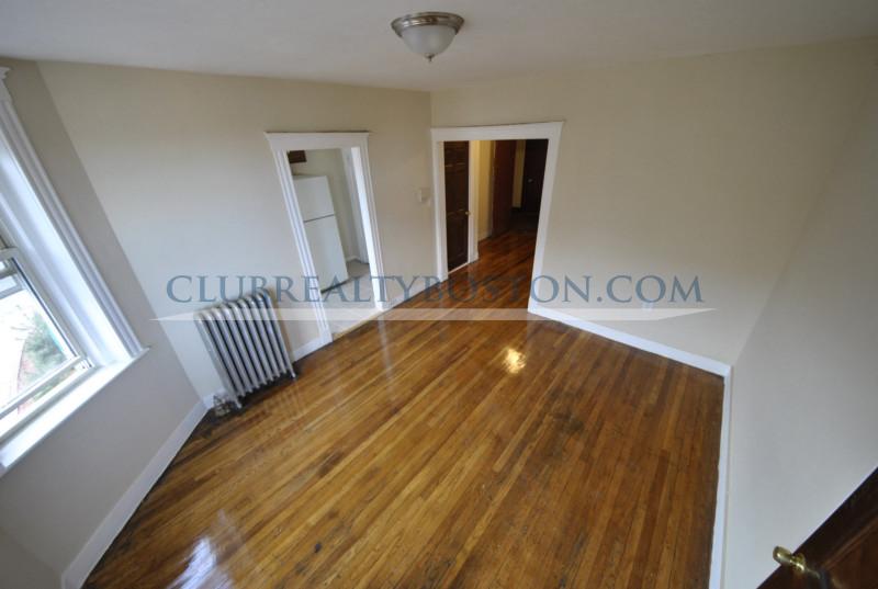 244 Kelton St, Allston