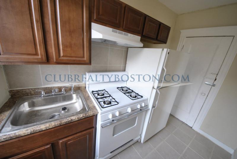 244 Kelton St, Allston