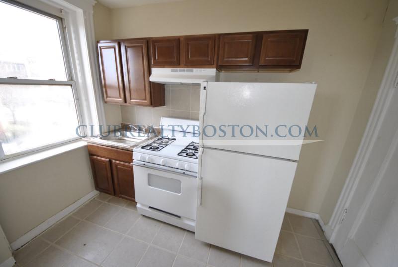 244 Kelton St, Allston