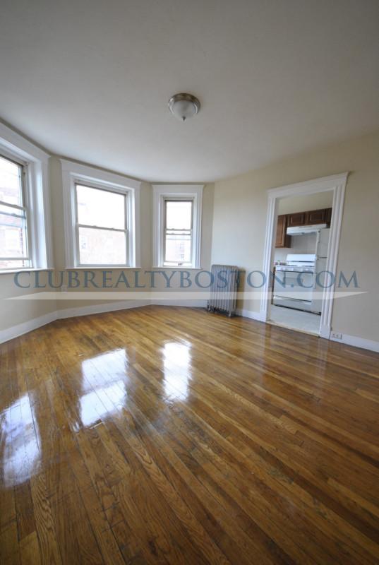 244 Kelton St, Allston