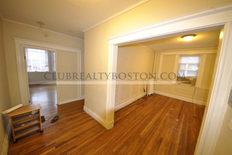 244 Kelton St, Allston