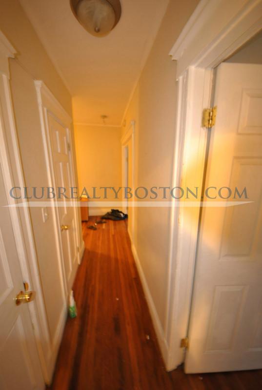 244 Kelton St, Allston