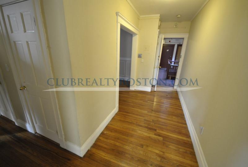 244 Kelton St, Allston