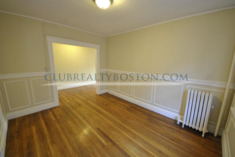 244 Kelton St, Allston