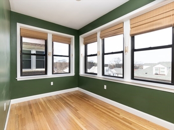 5 bed, 2.5 bath apartment for rent at 2021 Commonwealth Ave Unit C, Brighton — photo 11 of 28