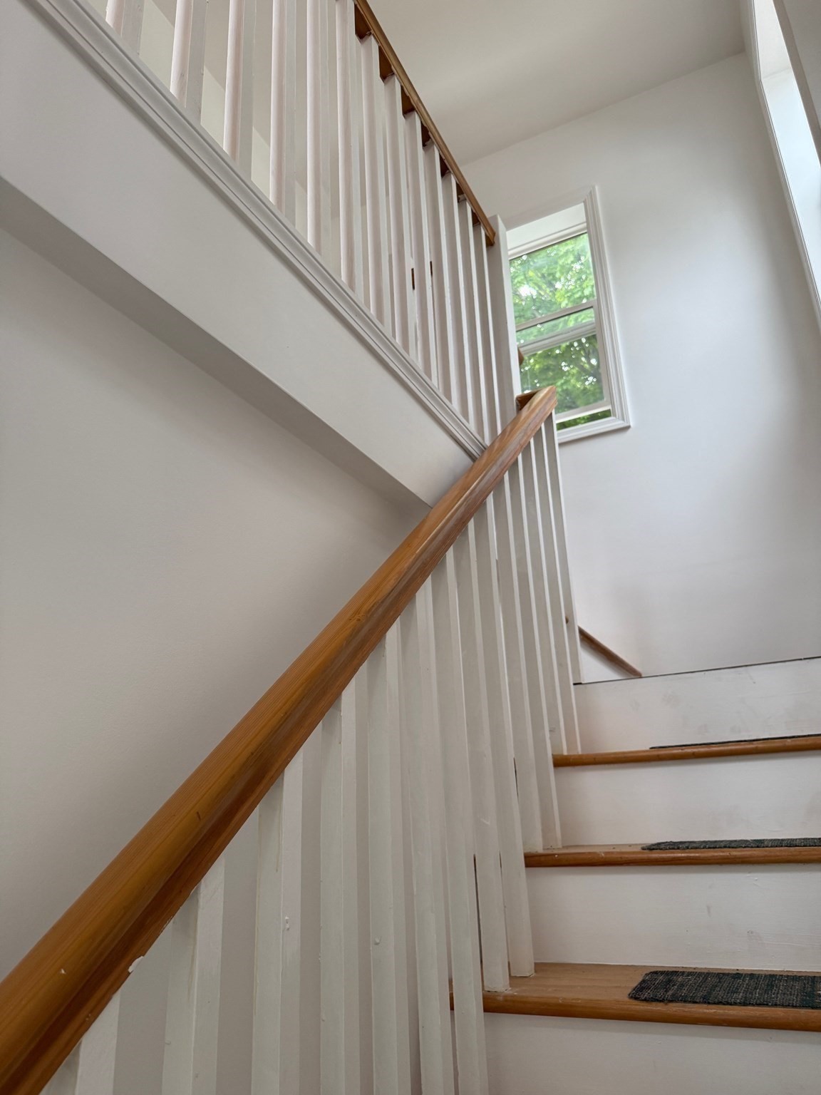 Photos of apartment on Rendall Pl.,Melrose MA 02176
