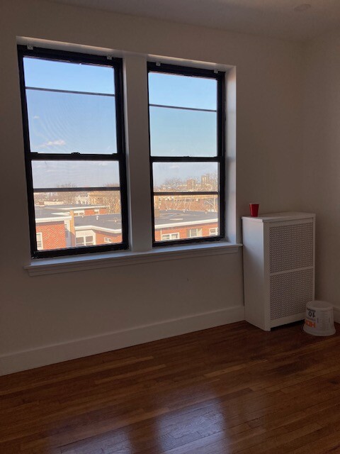 317 Summit, Brighton