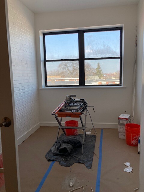 317 Summit, Brighton