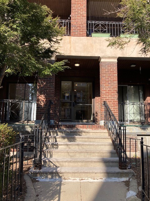 317 Summit, Brighton