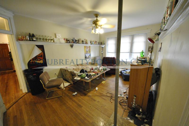 https://ygl-photos.s3.us-west-004.backblazeb2.com/1959578.jpg