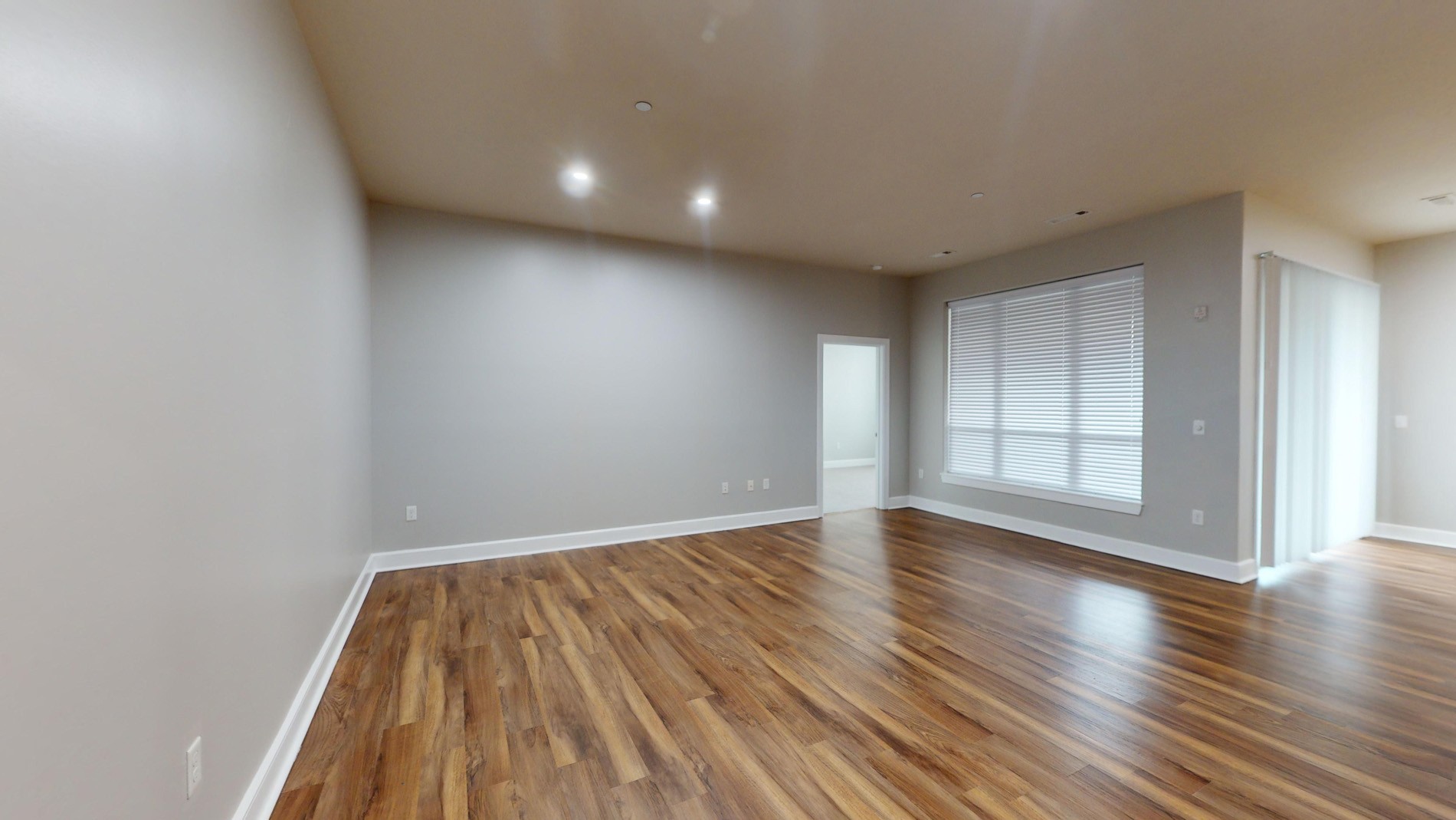 Photo 4 of 2nd Ave. Unit 3154
