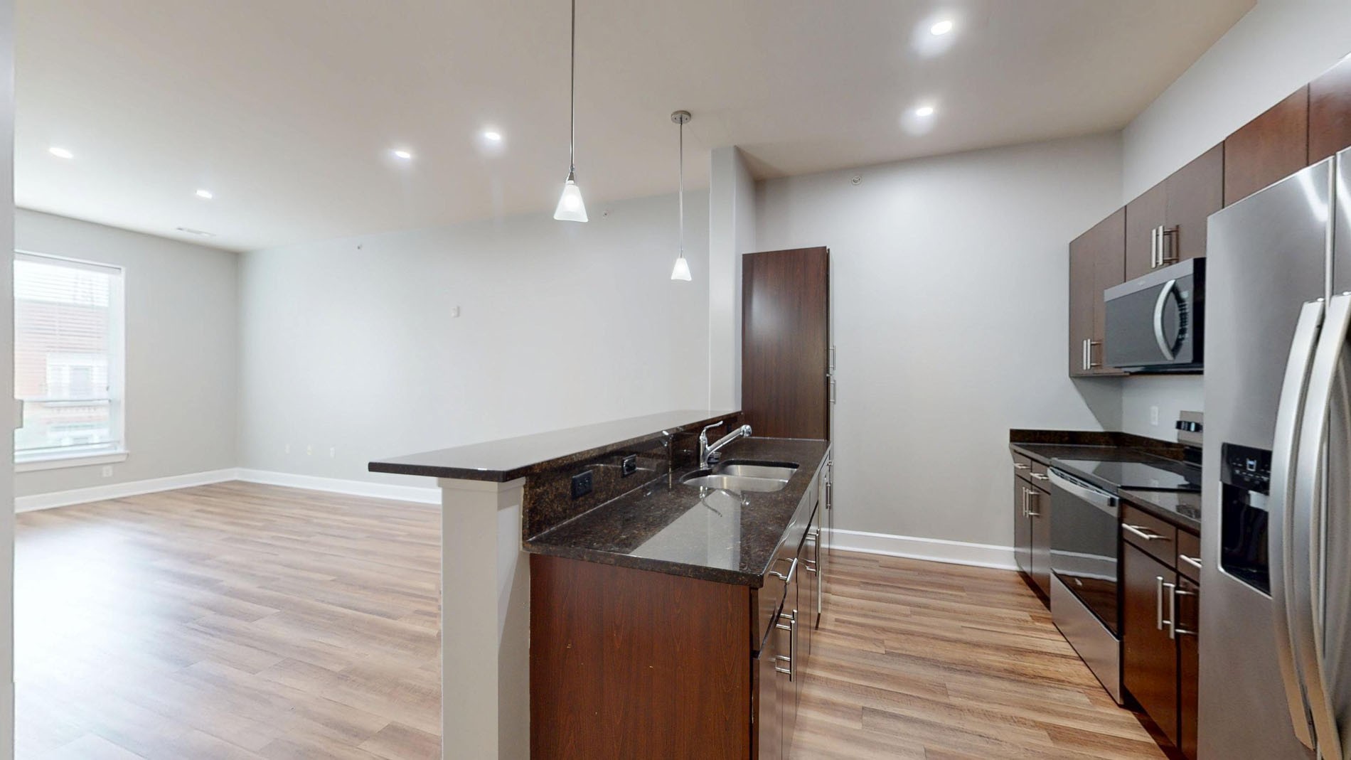 Photo 2 of 300 2nd Ave. Unit 3164