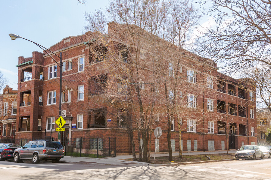 2722 North Kimball Ave., #2, Chicago (logan Square)