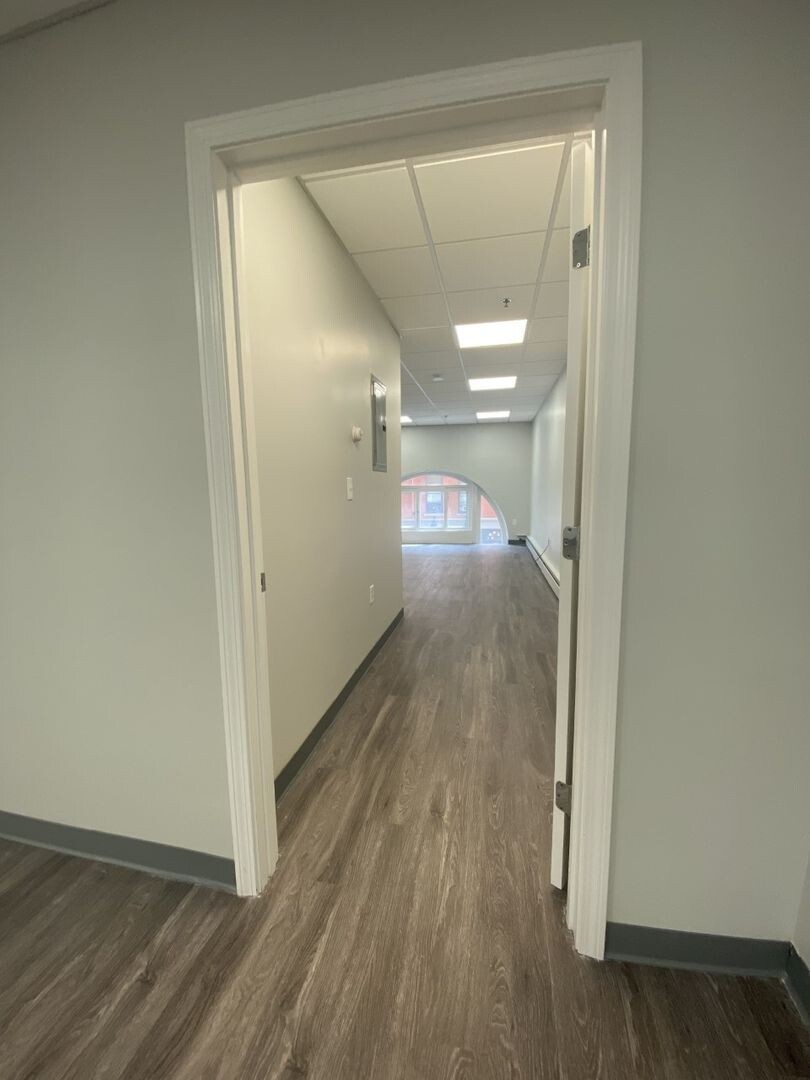 Photo 5 of 50 Franklin St. Unit 203