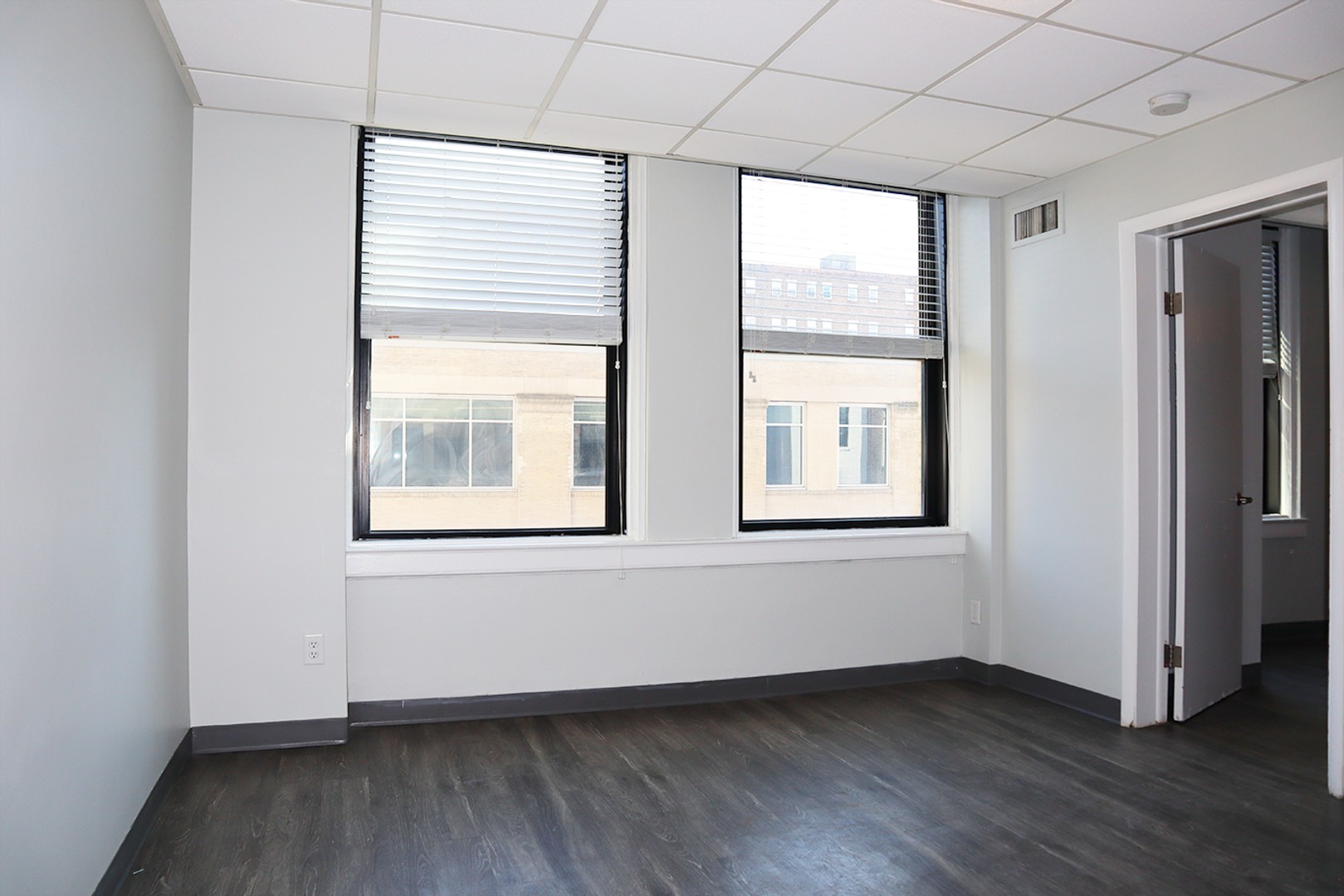 Photo 7 of 507 Main St. Unit 809