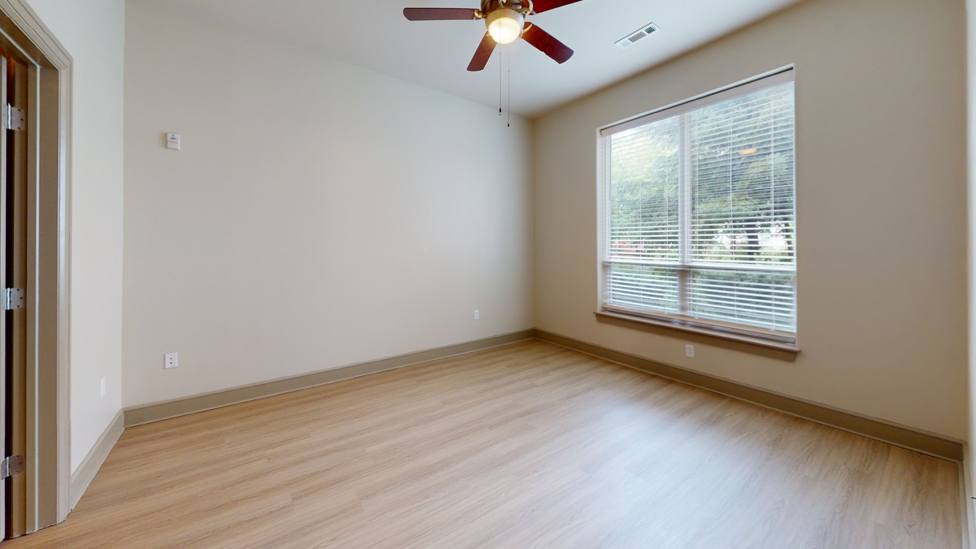 Photo 5 of 300 2nd Ave. Unit 1146