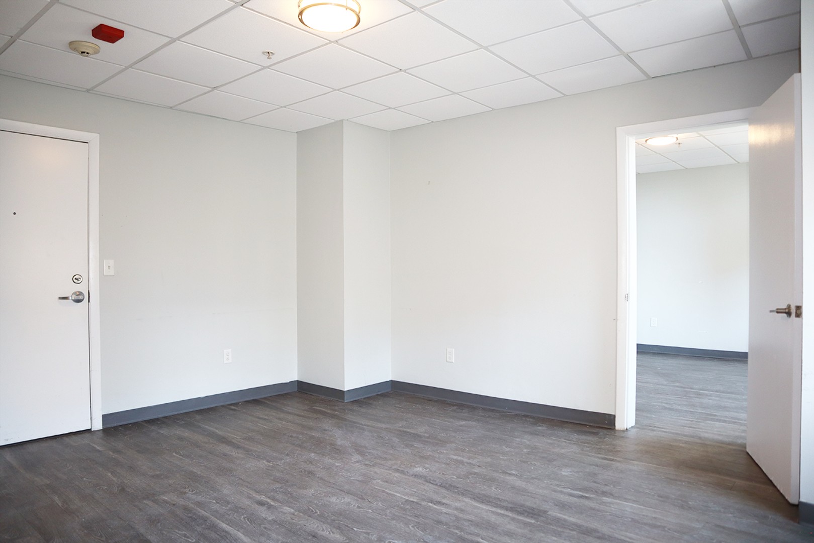 Photo 5 of 507 Main St. Unit 809